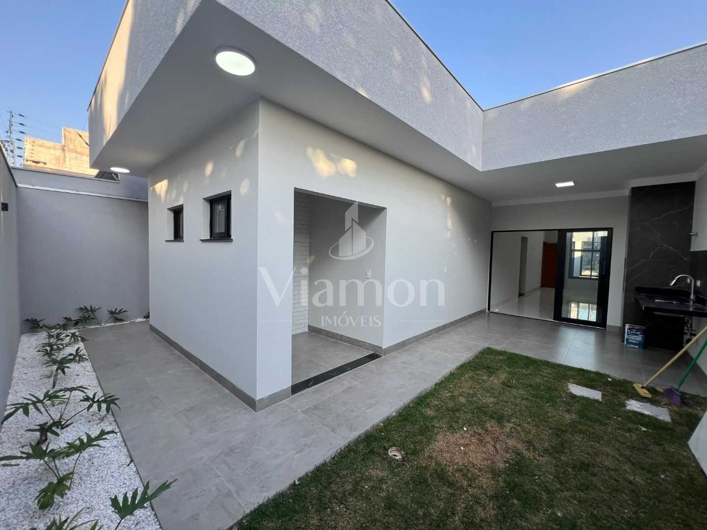 Casa de Alto Padrão no Jardim Oriental em Maringá  3 Dormitóri...