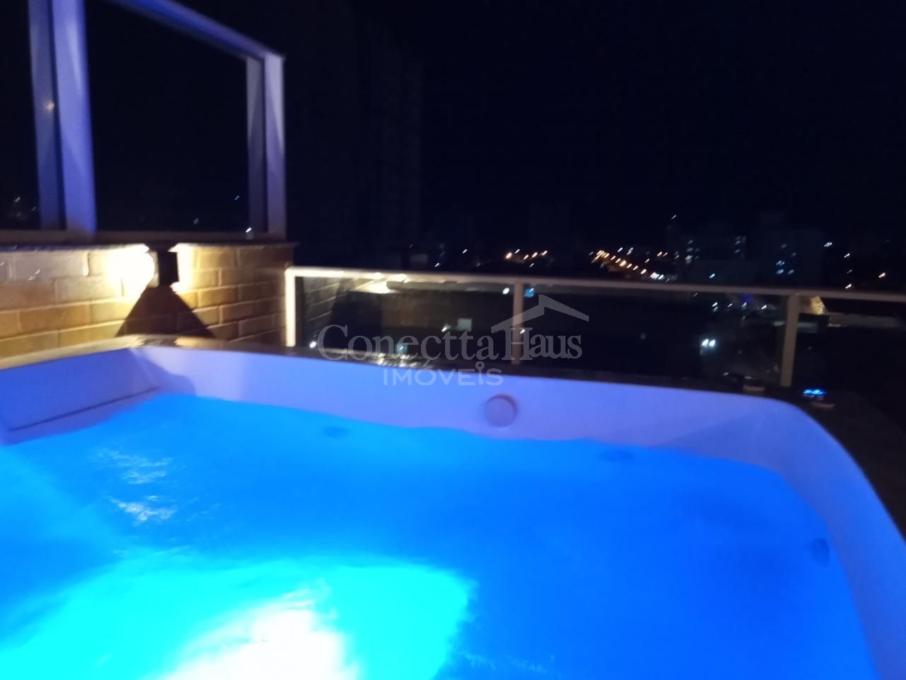 Cobertura Tríplex Mobiliada e Decorada com SPA no Residencial ...