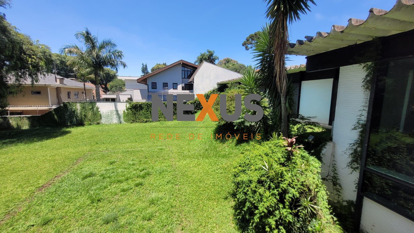 Residência Assinada por Sérgio Bernardes no Seminário  764 m  ...