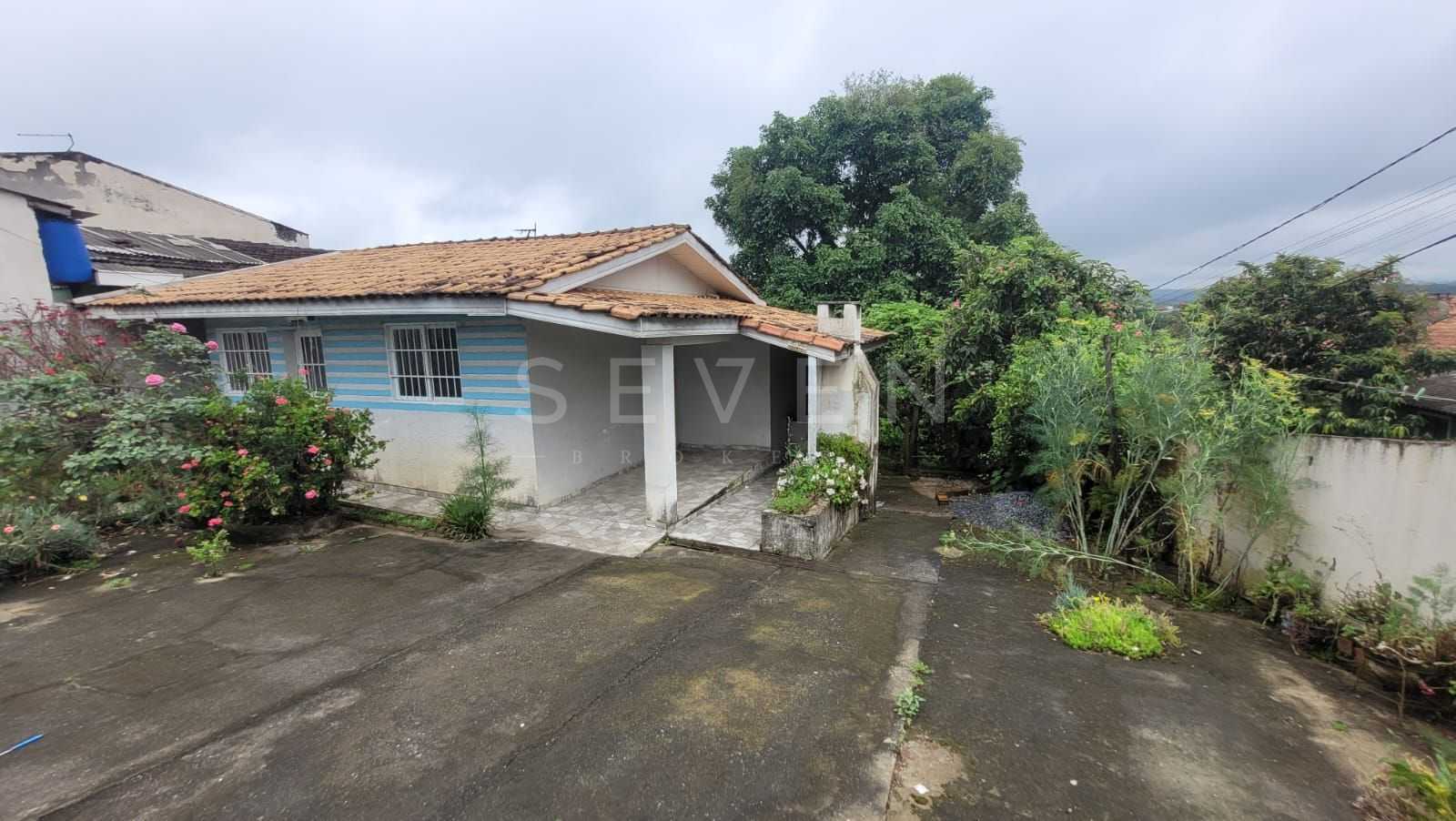 Excelente Casa com Terreno de 430m   Conforto e Localização Pr...