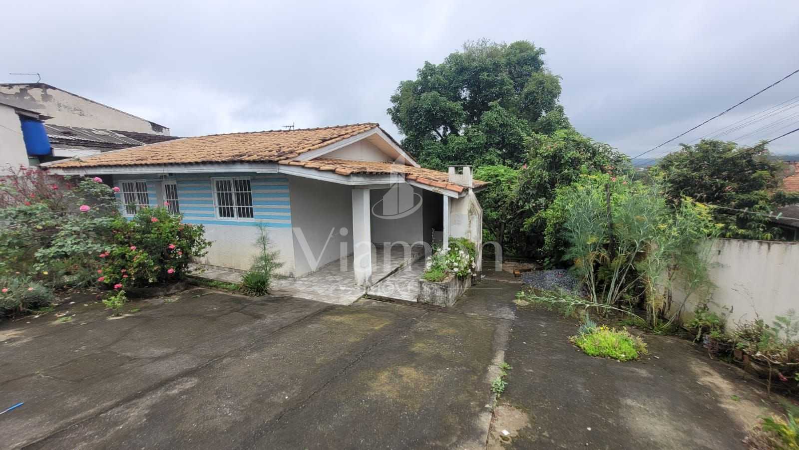 Excelente Casa com Terreno de 430m   Conforto e Localização Pr...