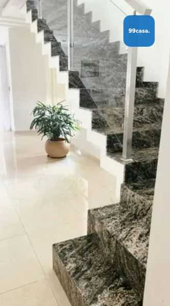 Casa Espetacular com 351m  à Venda na Lapa  R  1.300.000