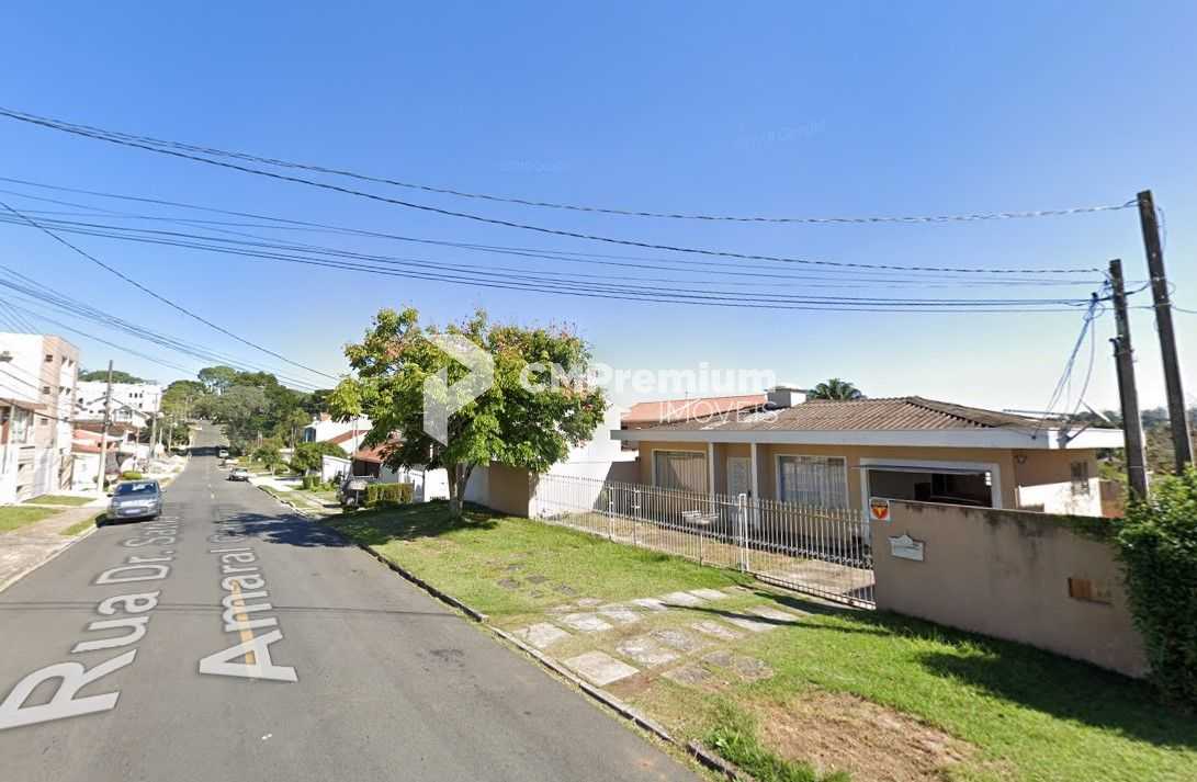 Terreno ZR4 no Tingui com Casa Aver­bada de 250m   Ideal para ...