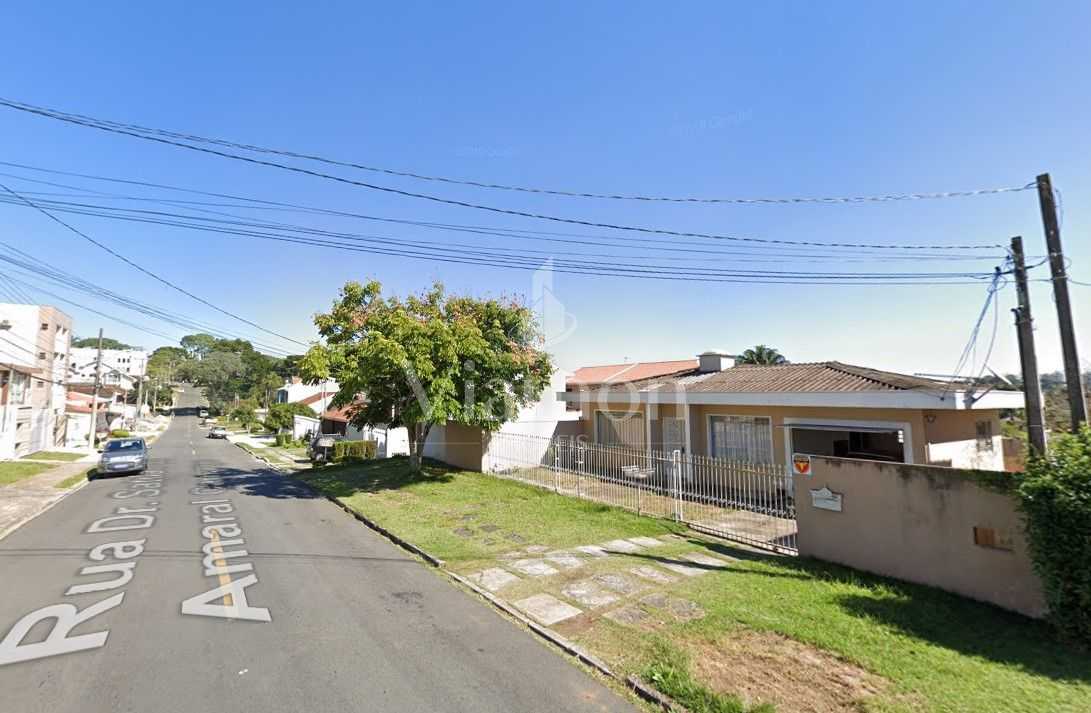 Terreno ZR4 no Tingui com Casa Aver­bada de 250m   Ideal para ...