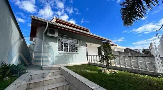 Excelente Casa à Venda a 80m do Parque Jardim Botânico  4 Quar...