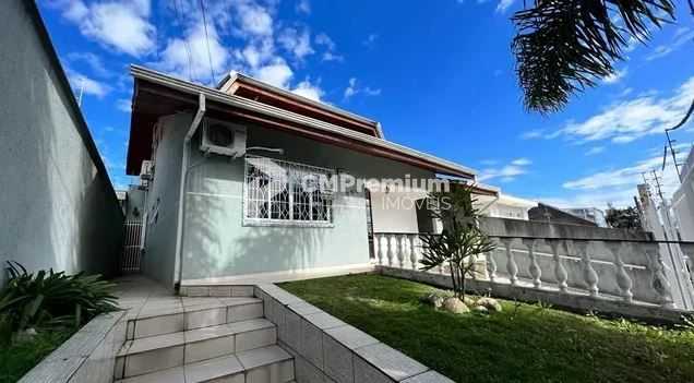 Excelente Casa à Venda a 80m do Parque Jardim Botânico  4 Quar...