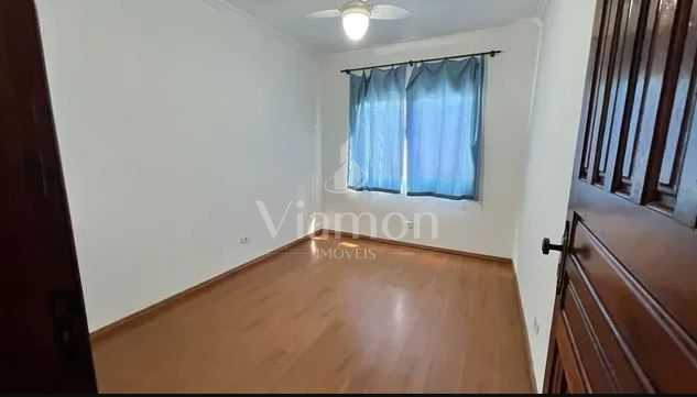 Excelente Casa à Venda a 80m do Parque Jardim Botânico  4 Quar...