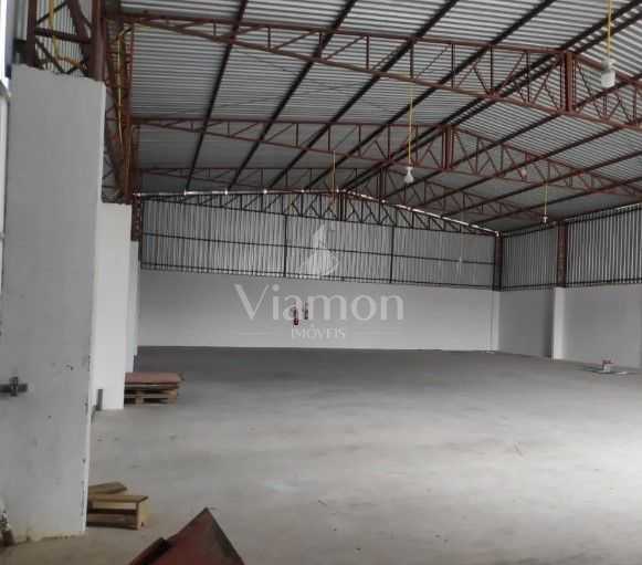 Terreno com Galpões em Colombo  Renda de R  23 mil mês, Invest...