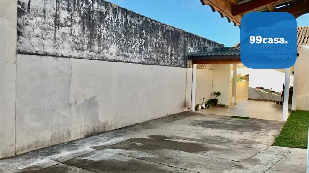 Casa em Condomínio com Espaço Privativo  2 Dormitórios em Arau...