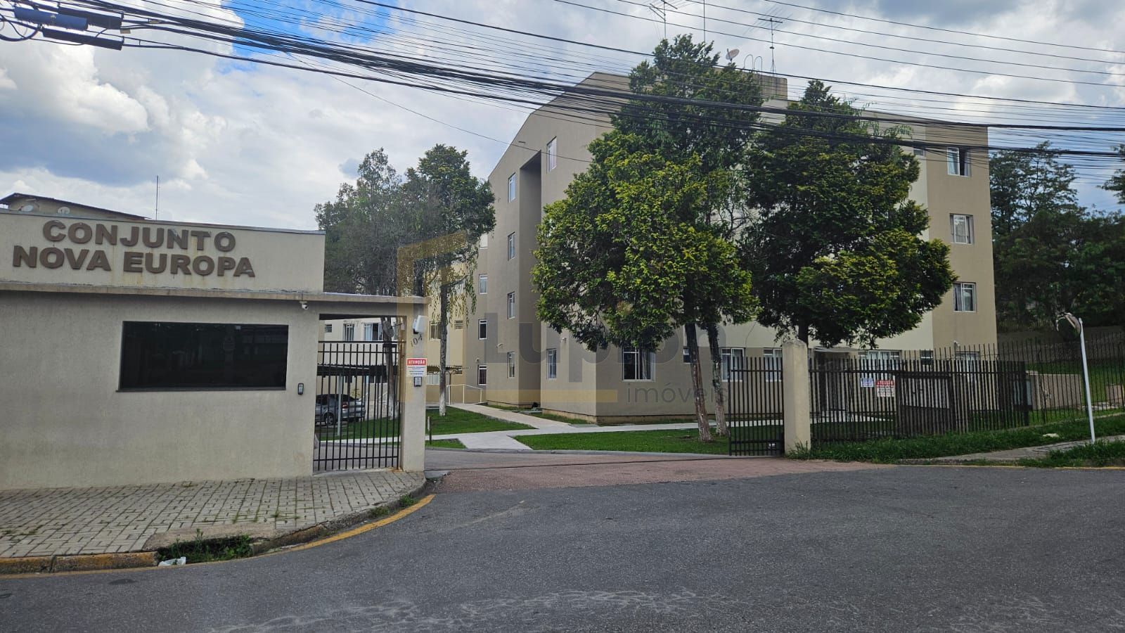 Apartamento térreo com 3 quartos no Nova Europa, Araucária PR ...