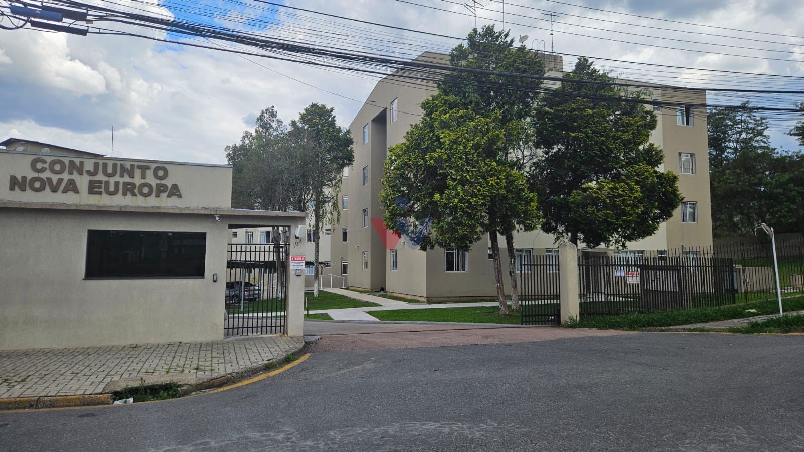 Apartamento térreo com 3 quartos no Nova Europa, Araucária PR ...