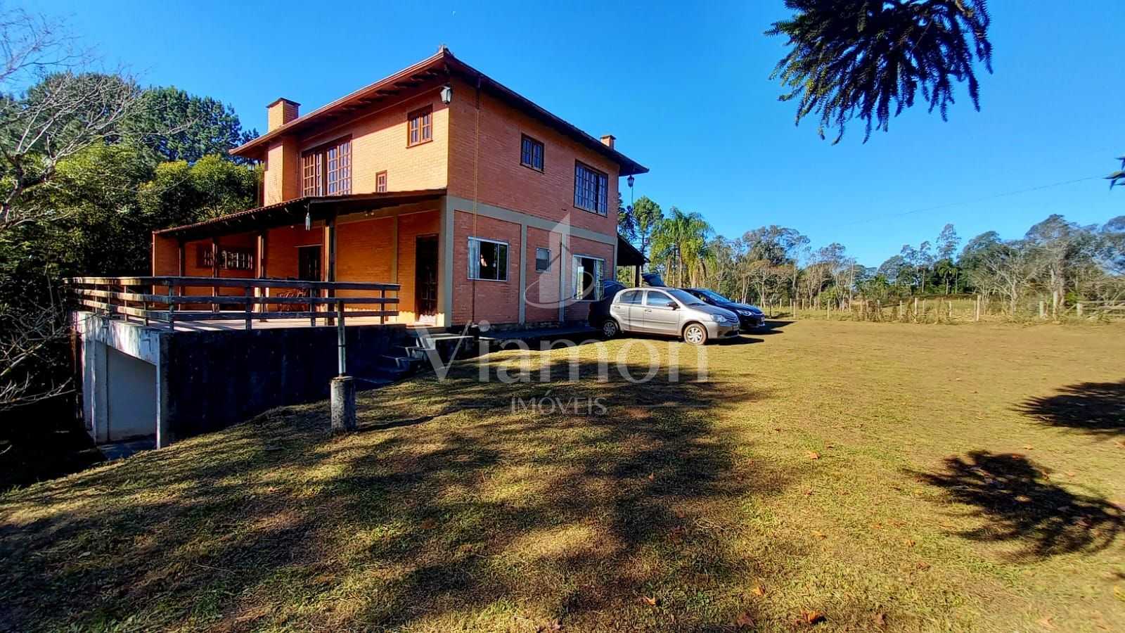 Chácara dos Ambrósios  60.000 m  de Natureza e Conforto em Tij...