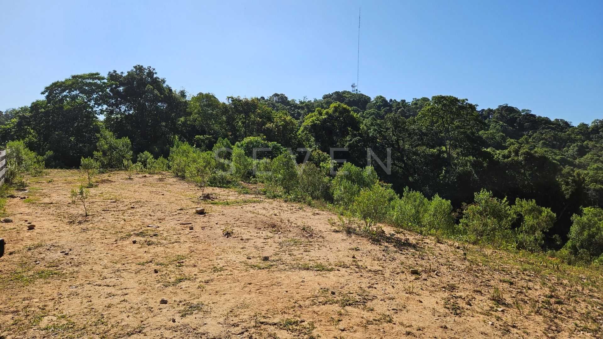 Terreno de 4.361m  com córrego e vista incrível  Refúgio na na...