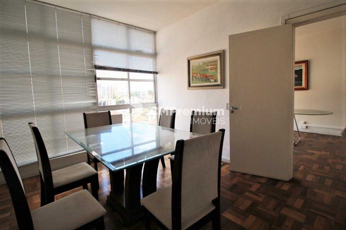 Conjunto Comercial Mobiliado no Centro de Curitiba  Frente Rua...