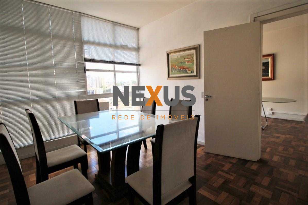 Conjunto Comercial Mobiliado no Centro de Curitiba  Frente Rua...