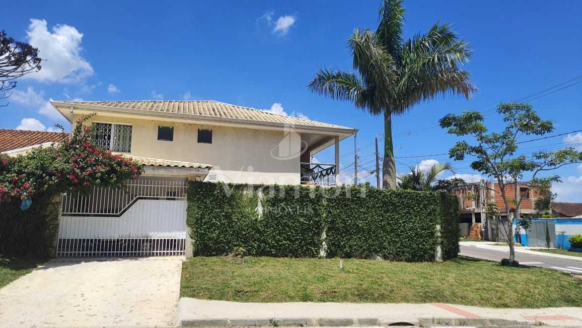 Sobrado de Esquina em Araucária  3 Quartos, Suíte com Hidro e ...