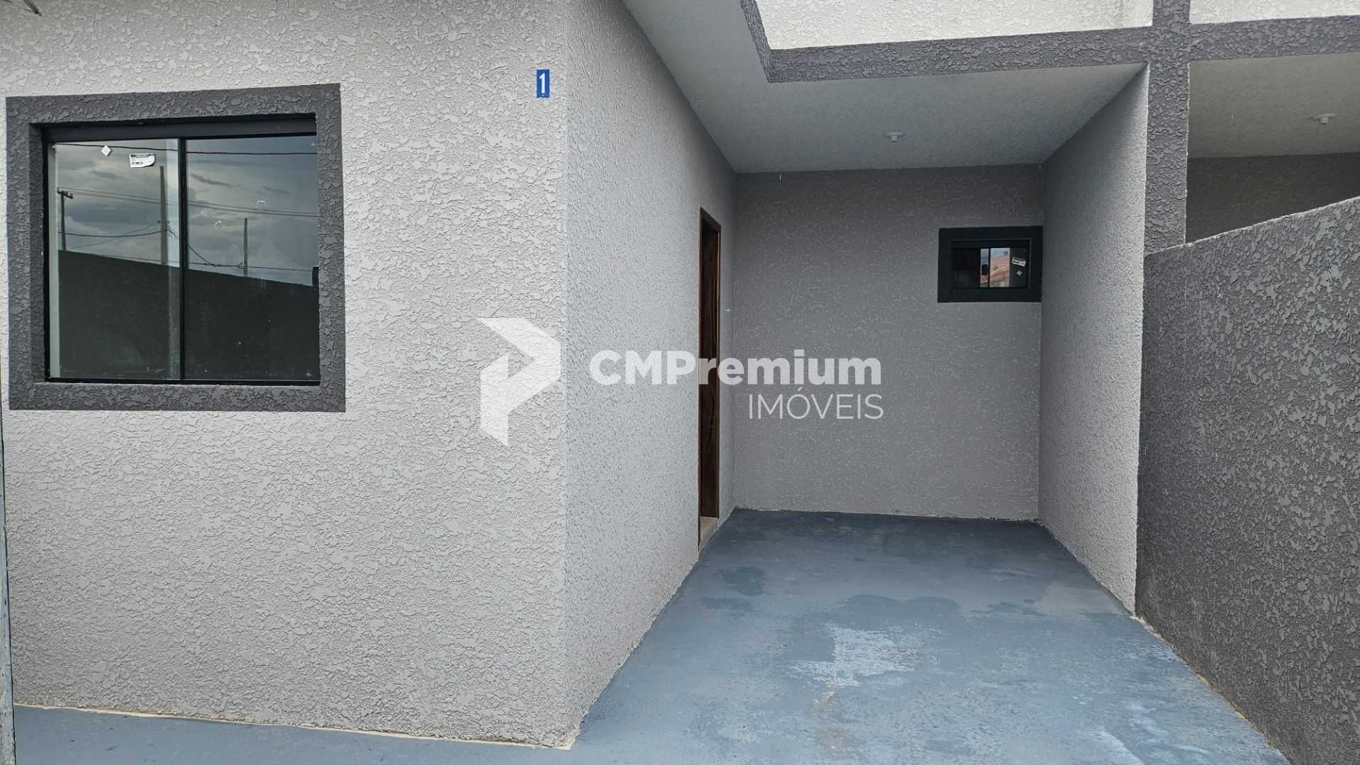 Casa à venda em localização estratégica  2 quartos, garagem e ...