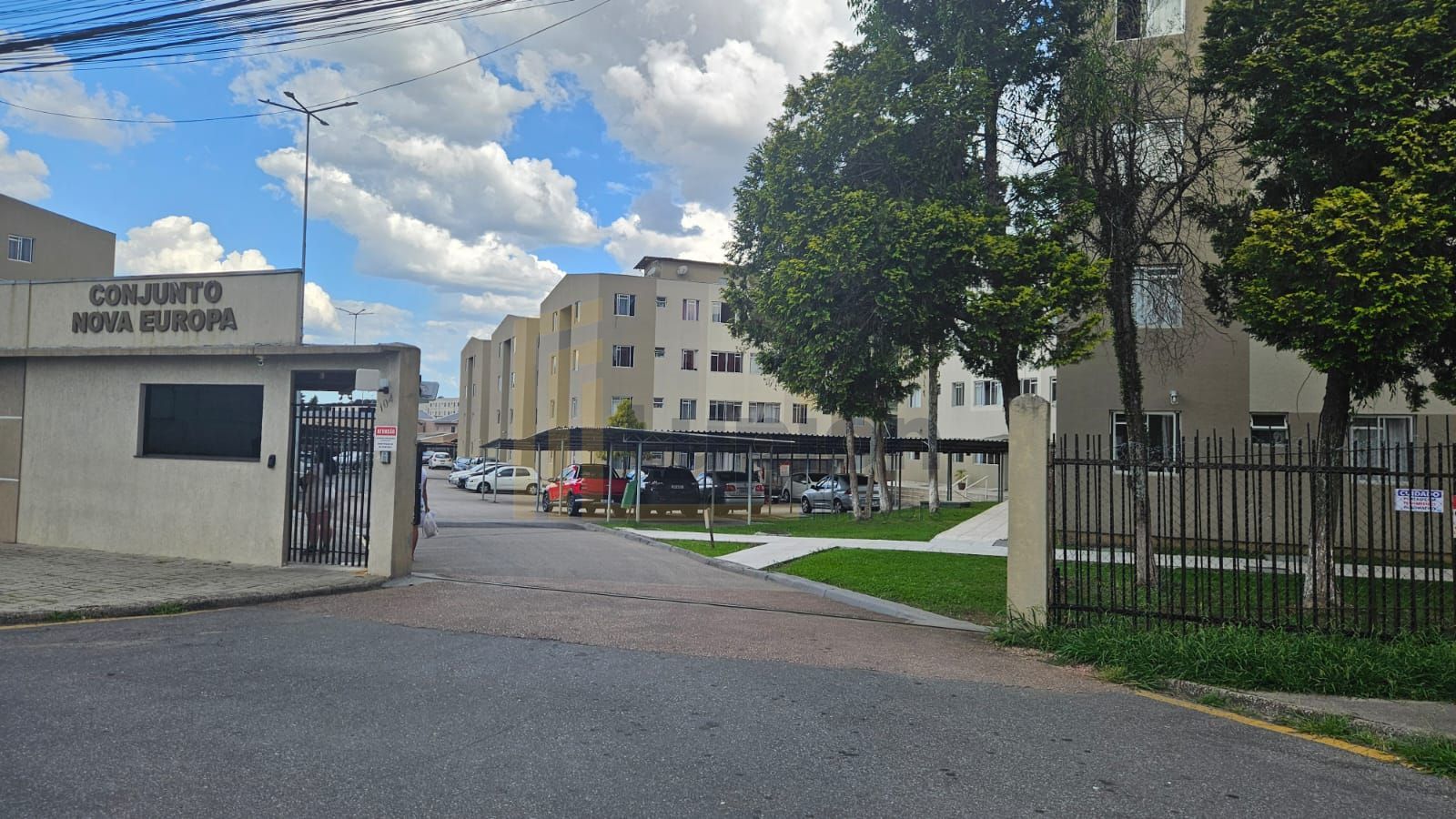 Apartamento térreo com 3 quartos no Nova Europa, Araucária PR ...