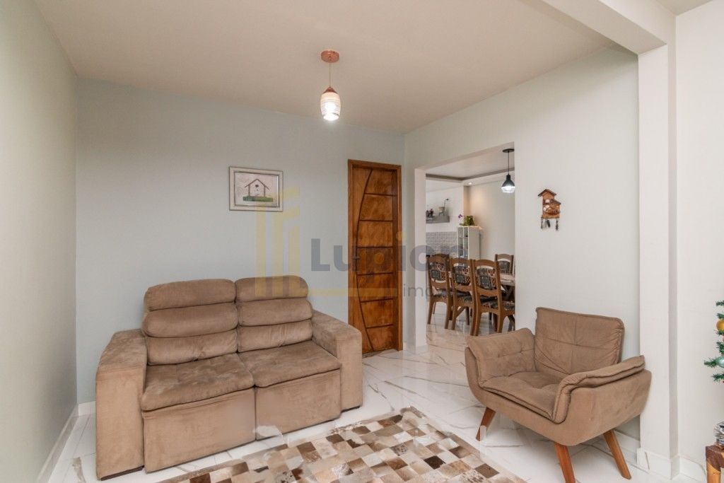 Casa à Venda no Uberaba  3 Dormitórios, Suíte e Terreno Amplo