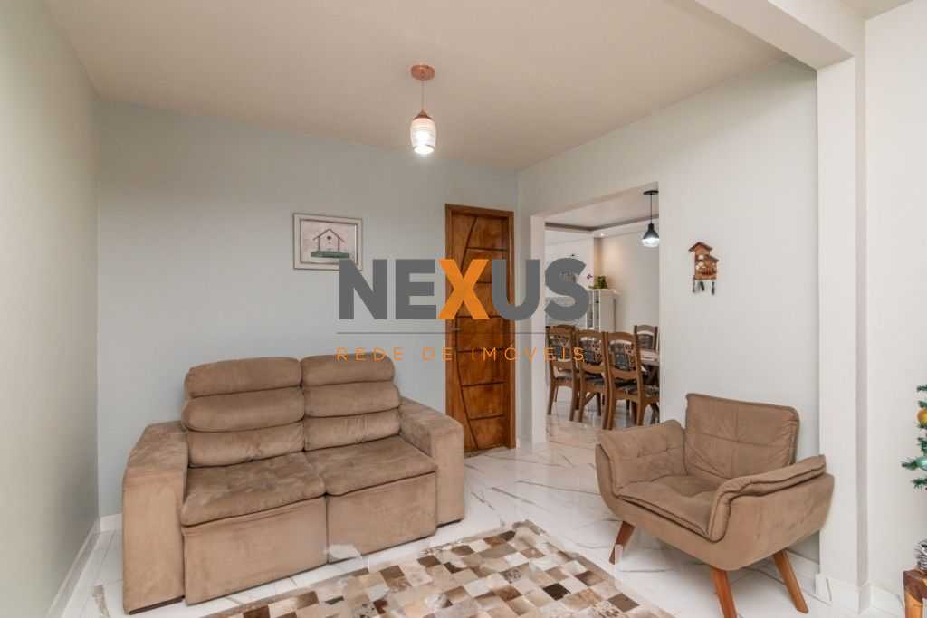 Casa à Venda no Uberaba  3 Dormitórios, Suíte e Terreno Amplo