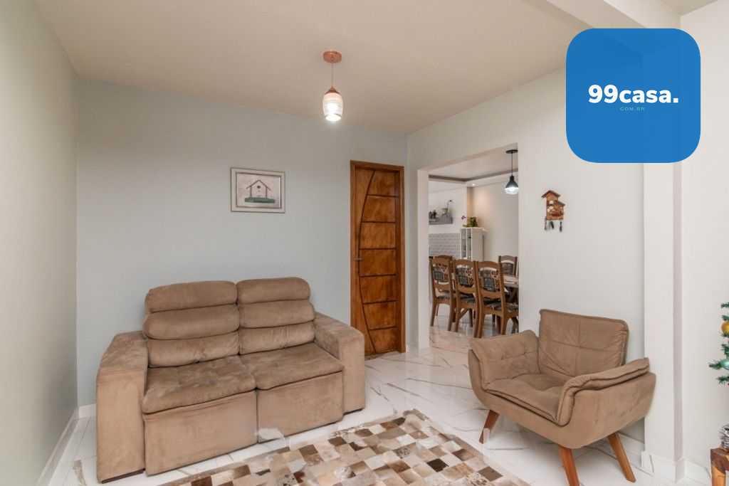 Casa à Venda no Uberaba  3 Dormitórios, Suíte e Terreno Amplo