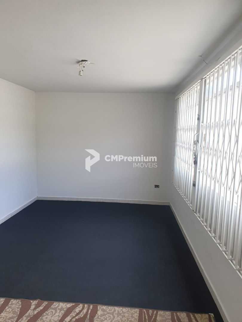 Casa à Venda no Rebouças  3 Quartos, 2 Banheiros e 120 m  em C...