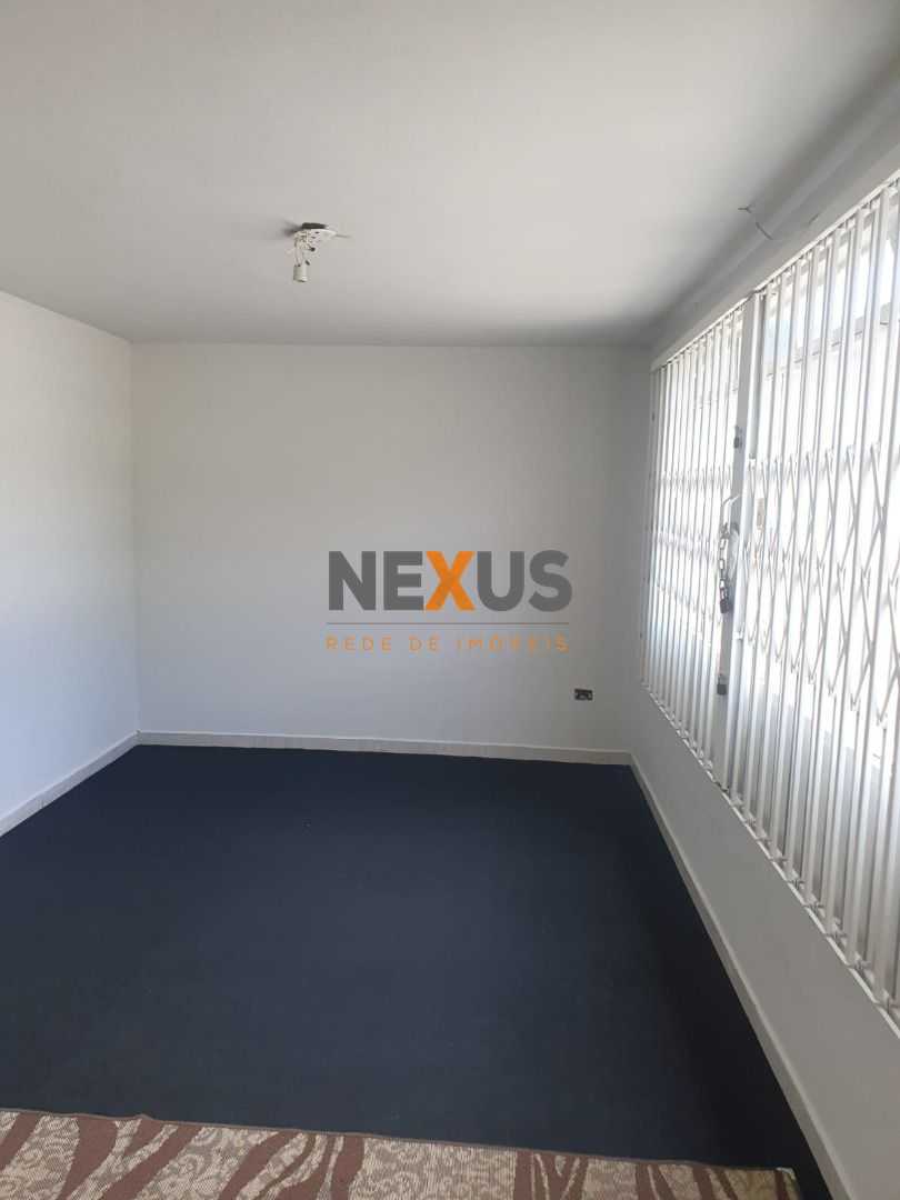 Casa à Venda no Rebouças  3 Quartos, 2 Banheiros e 120 m  em C...