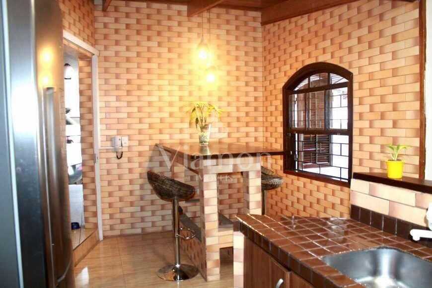 Casa Ampla e Diferenciada à Venda, Conforto e Espaço no Local ...