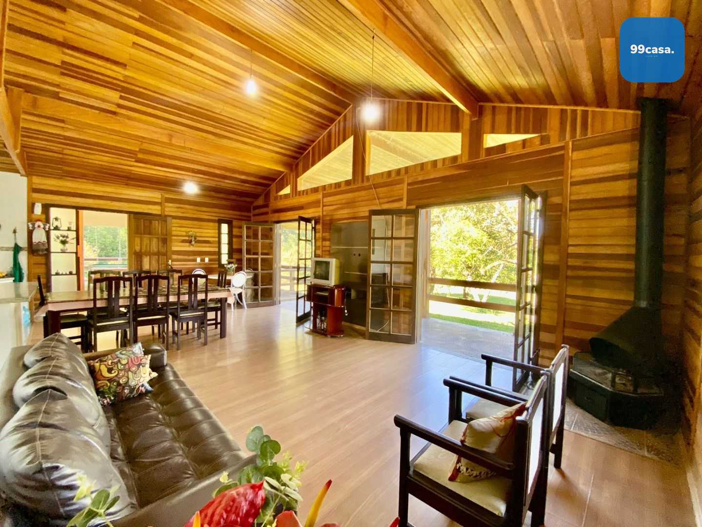 Chácara de 44.000 m² Próxima a Curitiba, Casa Sede, Área Gourm...