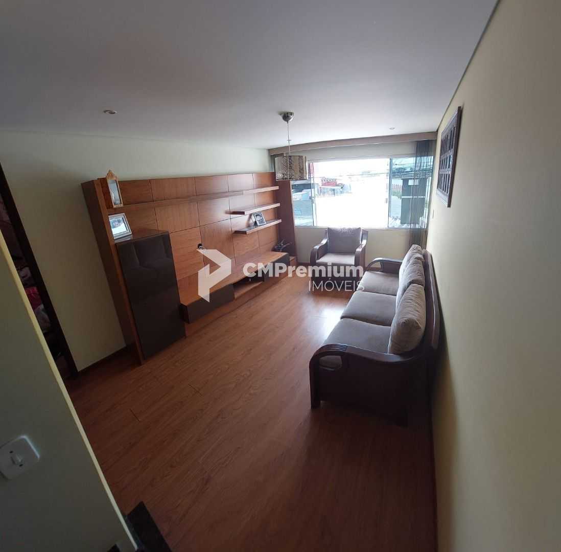 Sobrado com 3 quartos, suíte e espaço gourmet no Capão Raso   ...