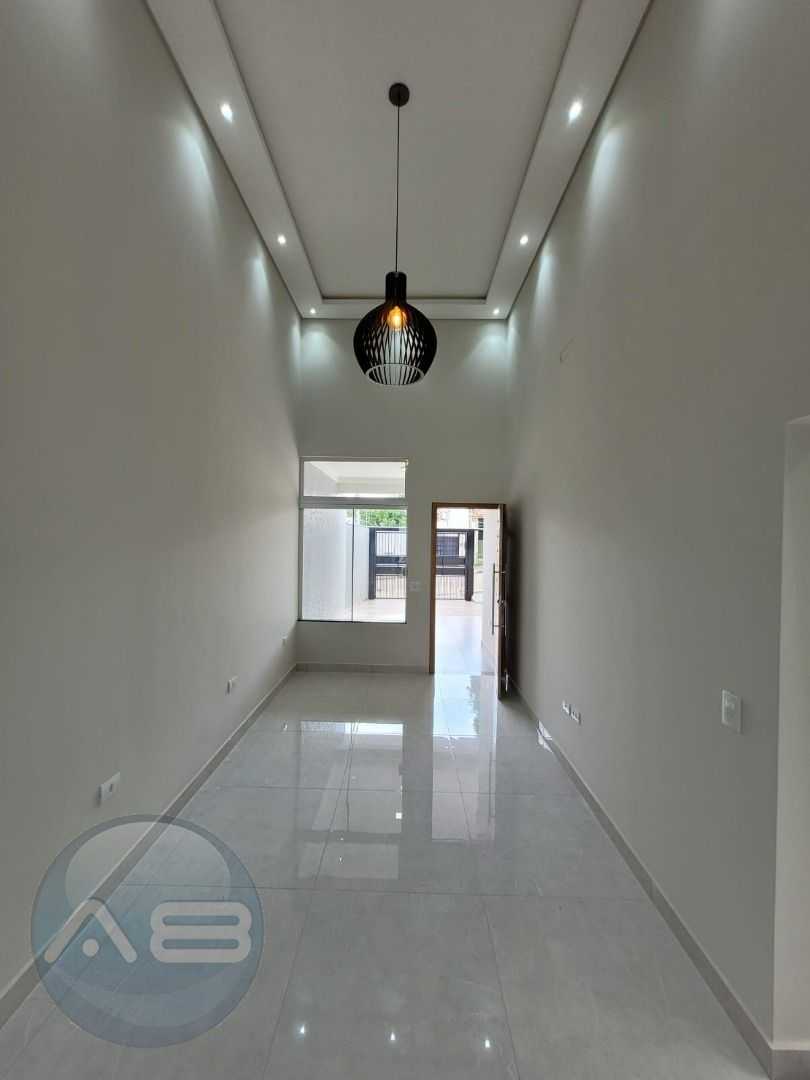 CCasa Espaçosa com 3 Dormitórios à Venda em Jardim Novo Oásis,...