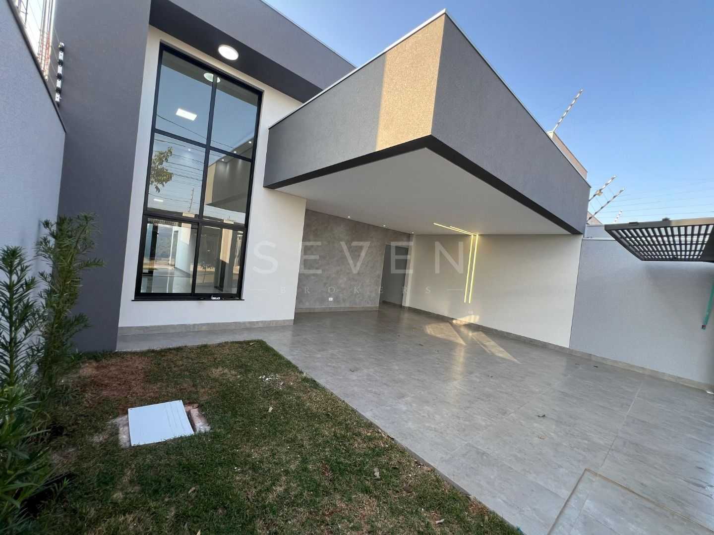 Casa de Alto Padrão no Jardim Oriental em Maringá  3 Dormitóri...