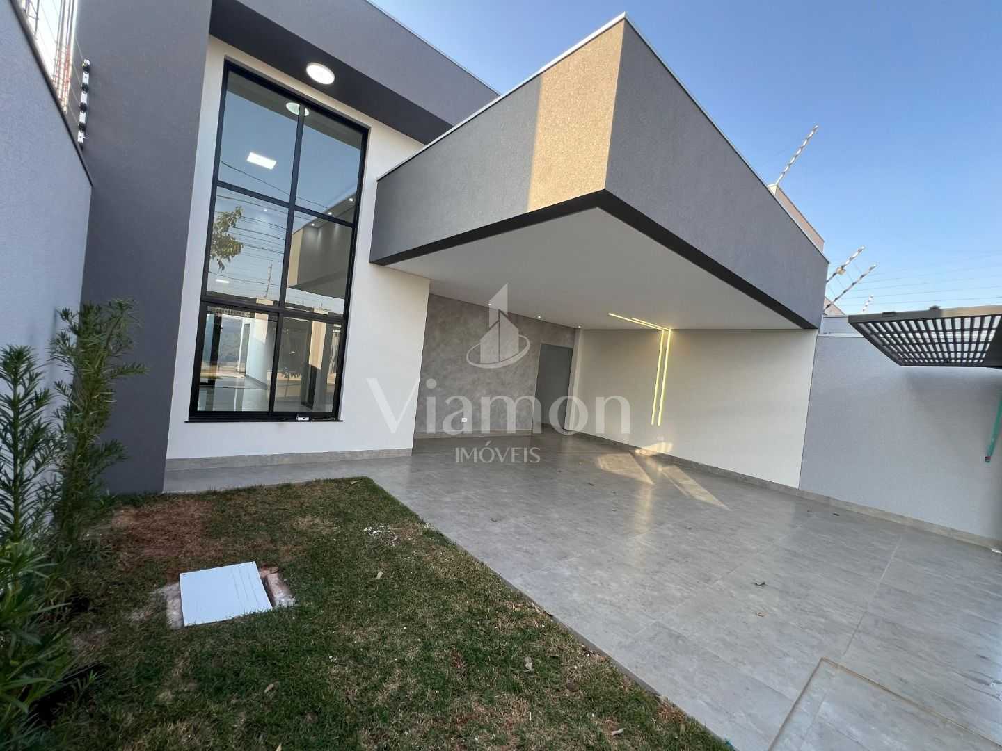 Casa de Alto Padrão no Jardim Oriental em Maringá  3 Dormitóri...