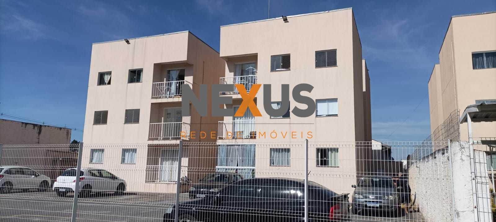 Belo Apartamento de 3 Quartos no Bairro Atuba  Conforto e Prat...