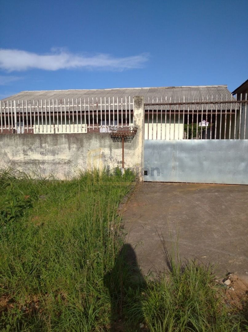 Terreno Amplo com Casa em Alvenaria no Jardim Keli Cristina  O...