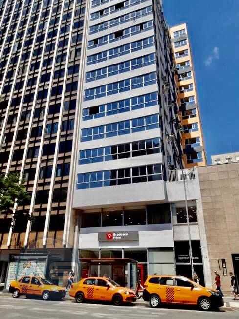 Excelente Conjunto Comercial à Venda no Centro de Curitiba  48...