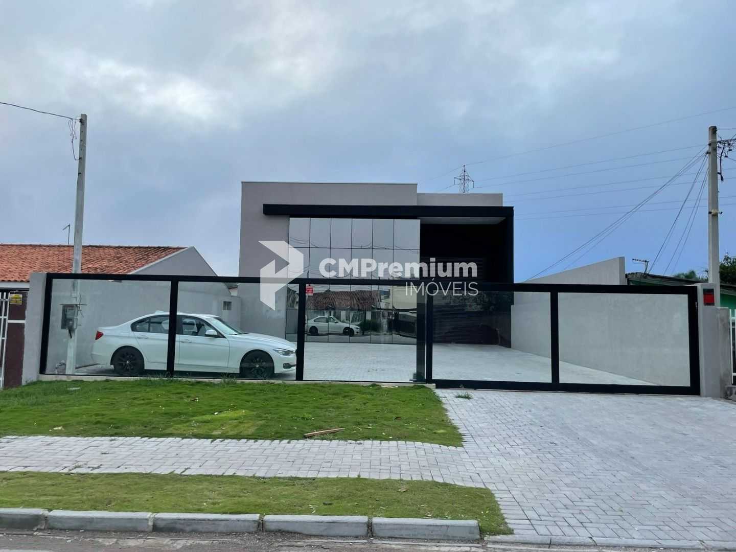 Galpão à Venda no Boqueirão  670m  com Mezanino, Escritórios e...