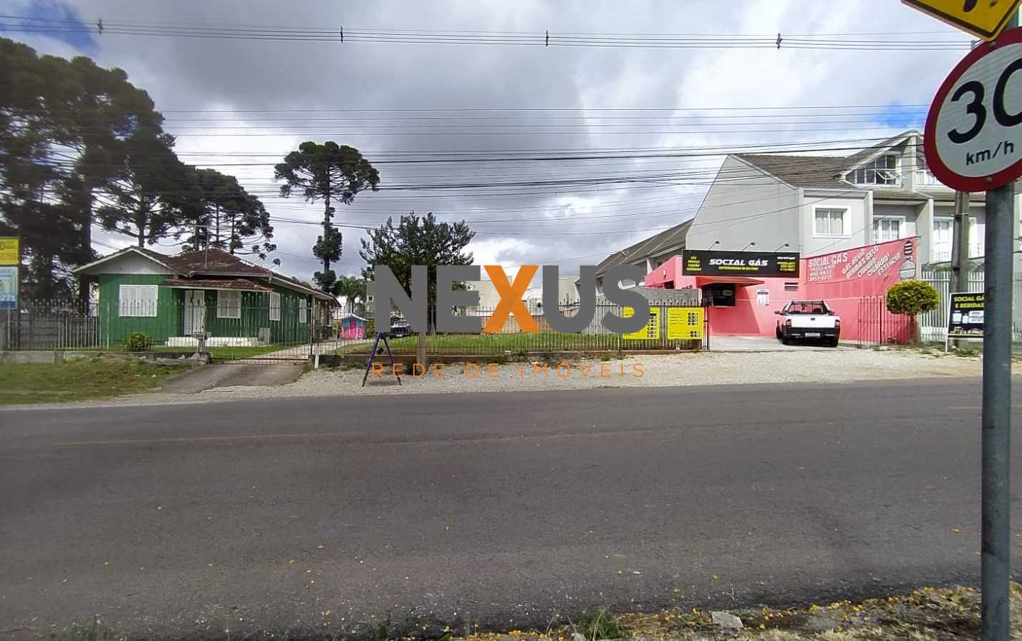 Terreno de Esquina no Boqueirão  1.507m  para Construção