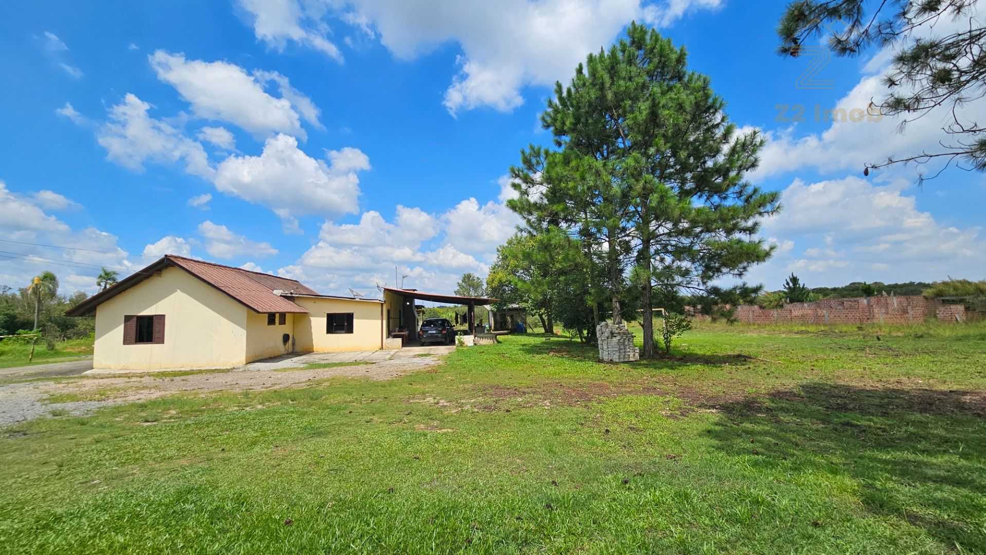 Área rural e urbana a 3 km do centro de Araucária com casa de ...