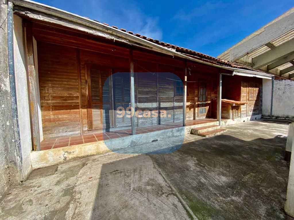 Terreno à Venda no Água Verde  449m  em Zona Residencial com P...