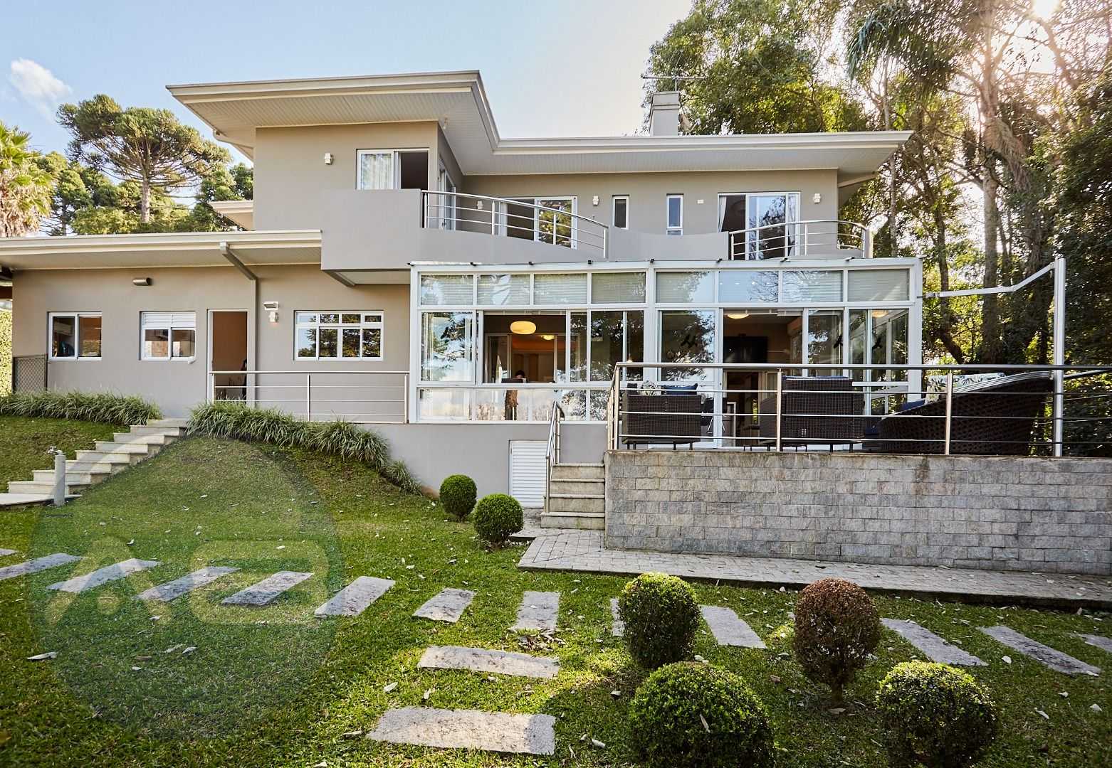 Residência de Alto Padrão no Campo Comprido  Exclusividade e N...