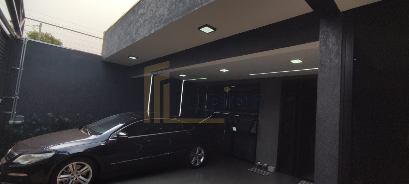 Casa à Venda no Jardim São José  Sarandi PR | 2 Quartos  1 Suí...