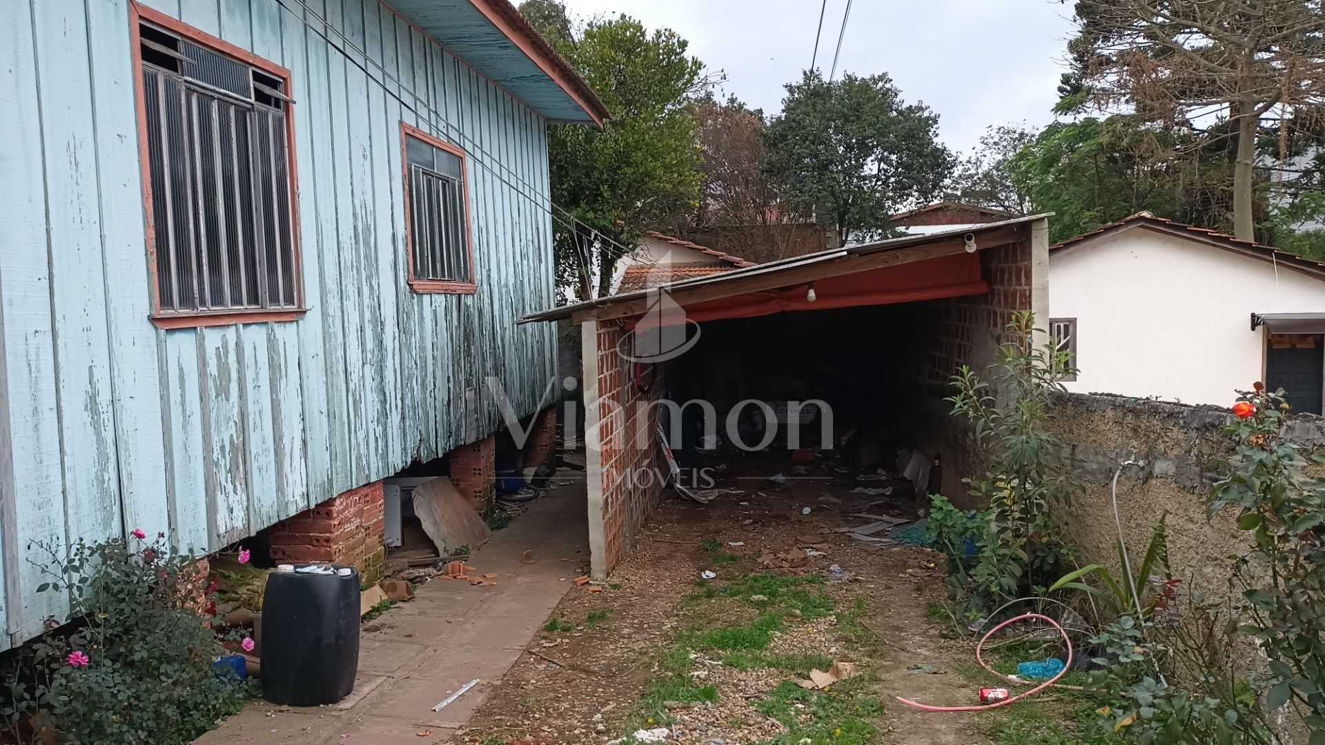 Terreno Comercial com Casa à Venda na Rodovia do Xisto, Alto P...