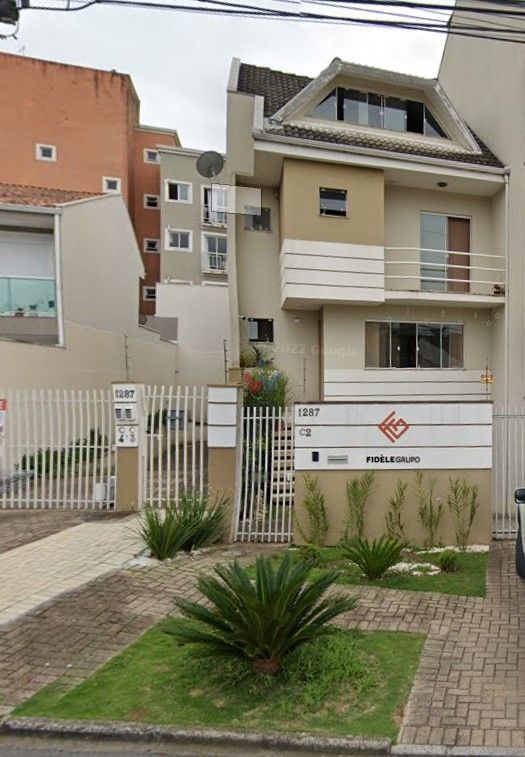 Sobrado 3 Quartos  1 Suíte  em Condomínio Fechado na Av. Kenne...