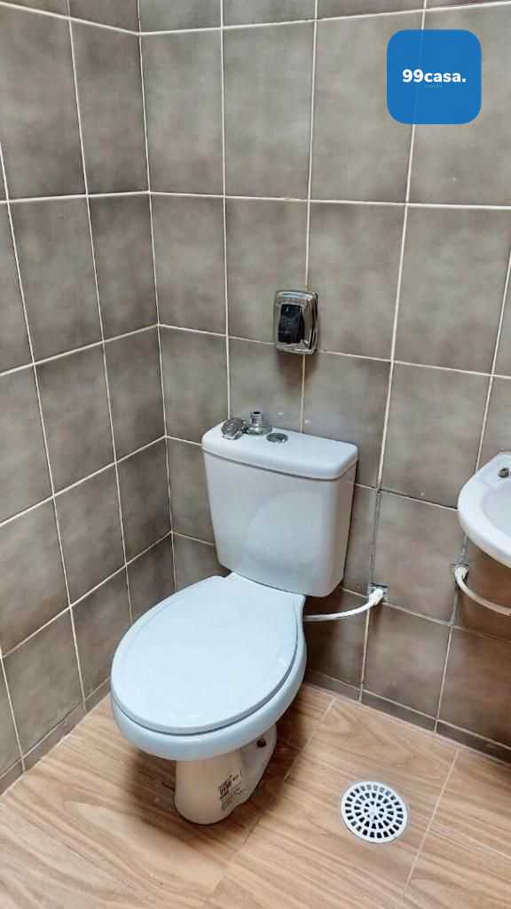 Sala Comercial Exclusiva no Centro Comercial João Bettega  Loc...