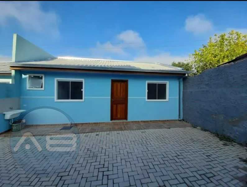 Investimento Seguro em Curitiba  4 Casas Alugadas no Bairro Bo...