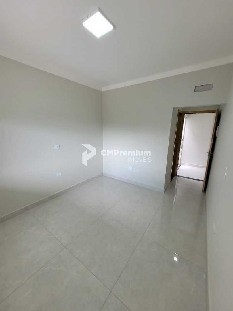 CCasa Espaçosa com 3 Dormitórios à Venda em Jardim Novo Oásis,...