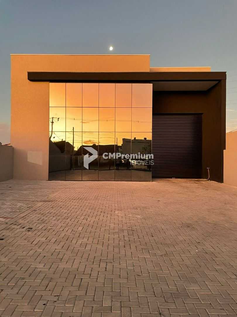 Galpão à Venda no Boqueirão  670m  com Mezanino, Escritórios e...