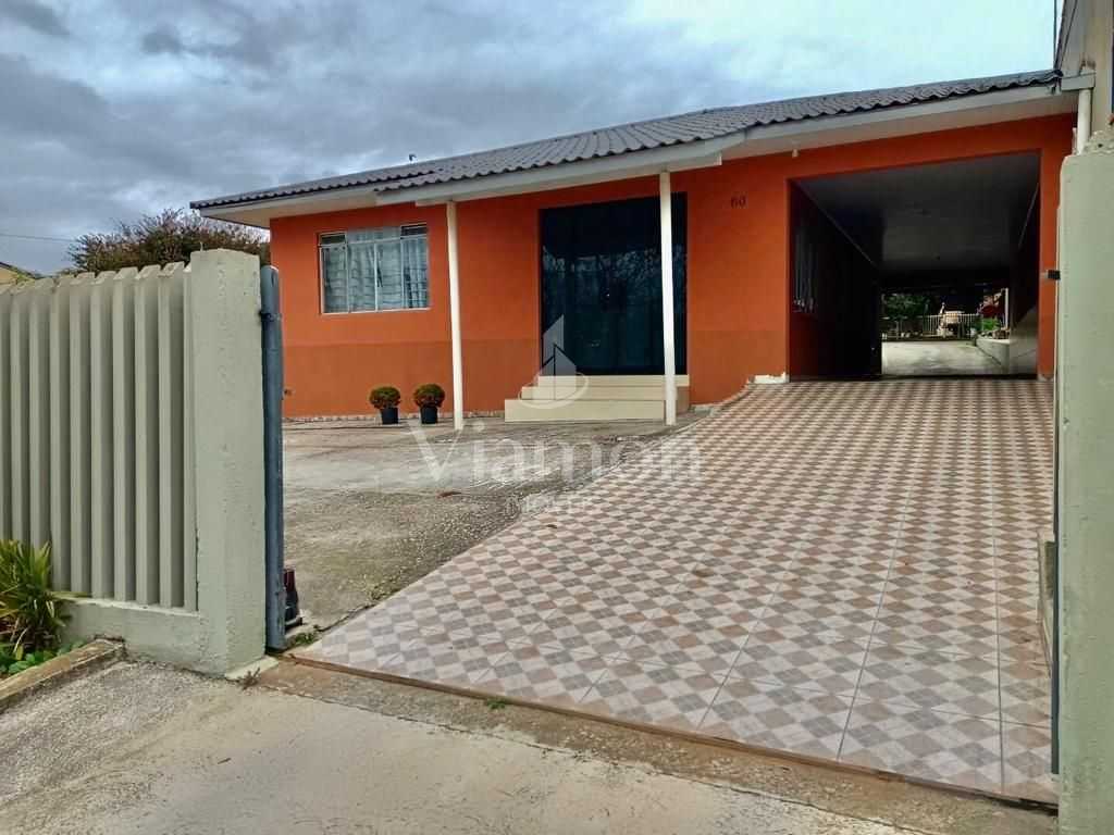 Imóvel com Duas Casas e Sobrado. Espaço, Conforto e Variedade ...