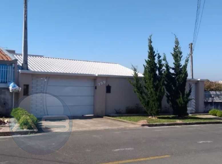 Excelente Casa à Venda com Móveis Planejados, Portão Elétrico ...